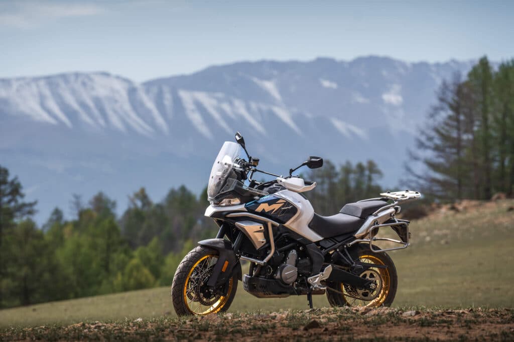 CFMOTO 700MT Mootorratas